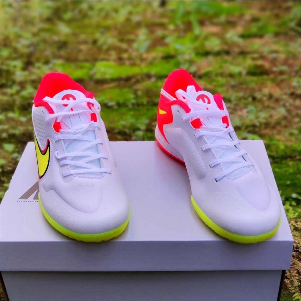 [MAD SPORT] Sepatu Futsal Tiempo Legend 9 Motivation Pack IC