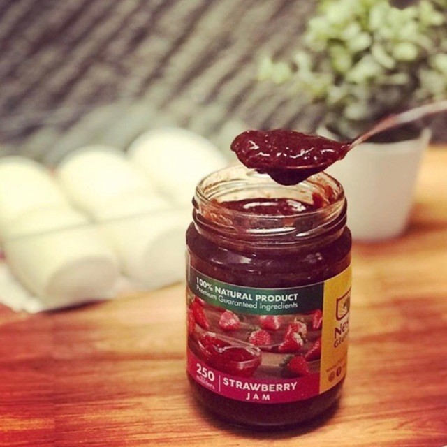 

Strawberry Jam / Selai Strawberry Organik /Selai Gluten Free/ Selai Roti Anak/ Selai Buah Natural