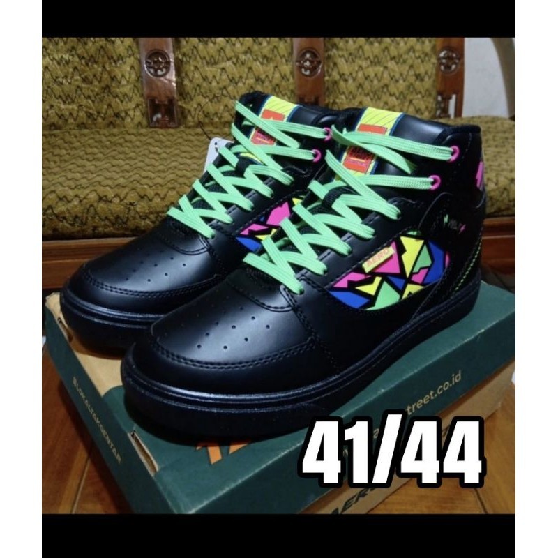 Aerostreet Hoops x Volt Hitam 44/41