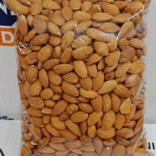 

Kacang Almond Mentah 1Kg Blue Diamond