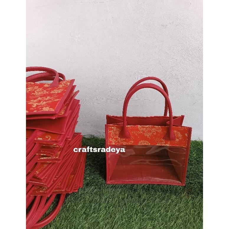 

Hemat Besar" PARCEL HAMPERS / CHEONGSAM/ Hadiah imlek / Tas Bingkisan imlek Chinese / Giftbox imlek 2024 ||