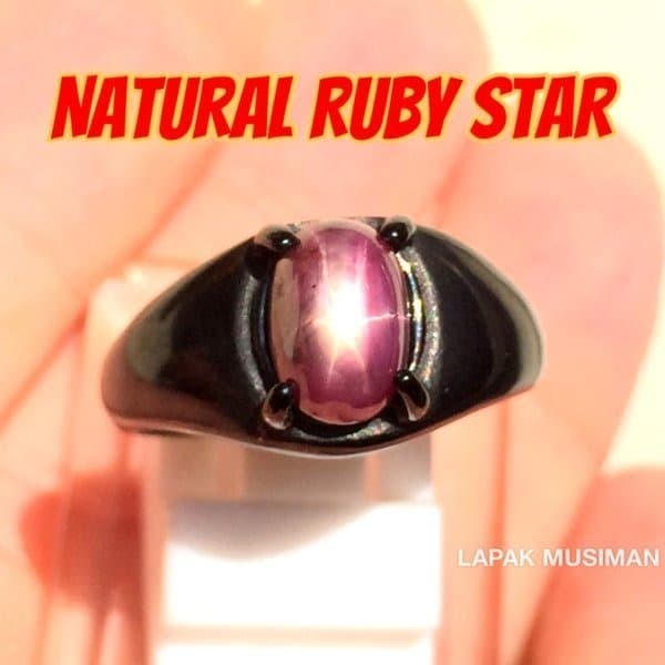 Cincin - Cincin Pria Batu Ruby Star Black Titanium