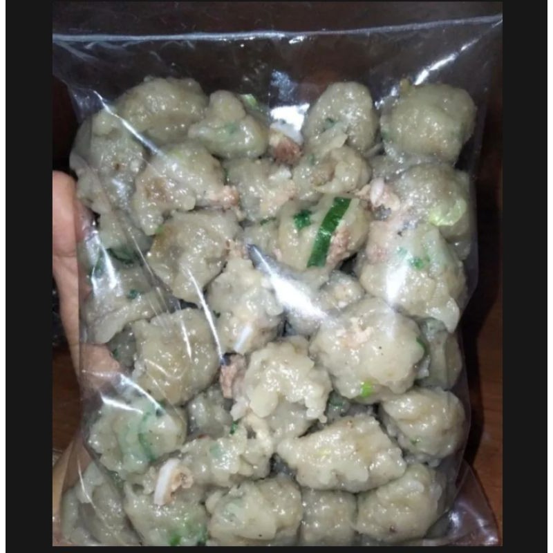 

Cirawang ajah 1kg /Aci tulang rangu bawang/untuk jualan/toping seblak