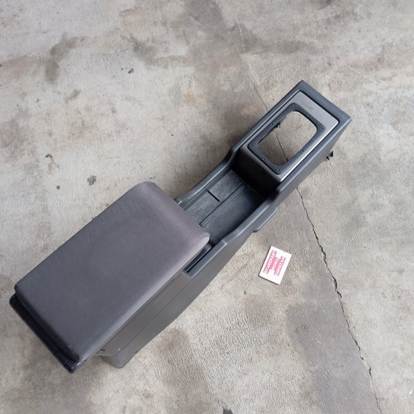 Konsol Box Tengah Nissan Xtrail X-Trail T30 Copotan #Jamin Ori