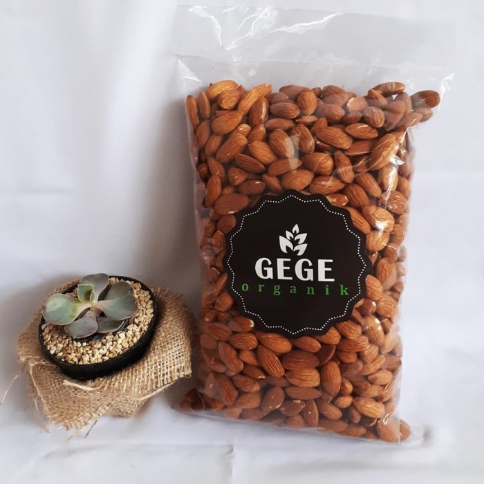 

SALEE!!!!! 1kg Kacang Almond Panggang Oven Roasted Kupas Plain Premium Bes