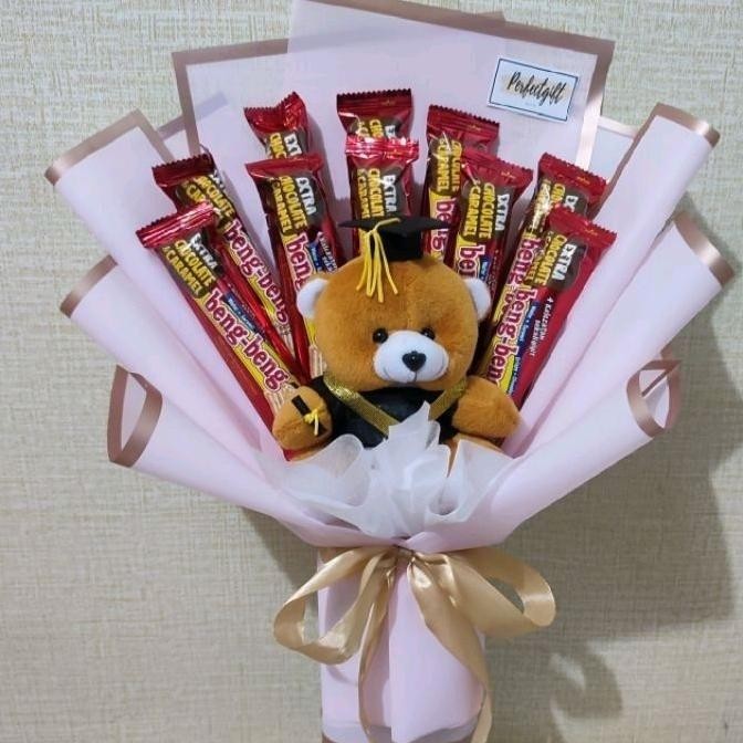 

Terlaris Buket Snack /Buket Coklat Bengbeng Boneka / Buket Wisuda/ Ulang Tahun Diskom