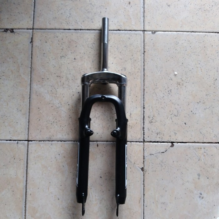 FORK SHOCKBREAKER DEPAN SEPEDA 26 MTB EVO T100 MM STANDAR 22.2 ULIR