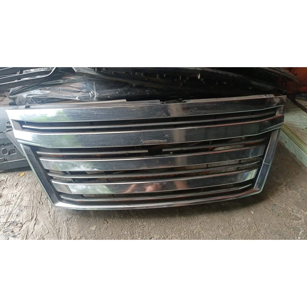 Grill nissan serena 2015 facelift original