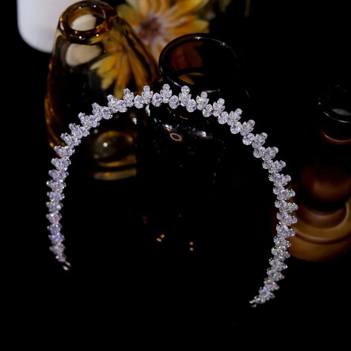 Premium Crown Zircon 003