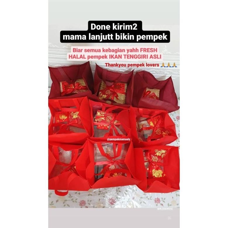

CNY Hampers Imlek /Hadiah Pempek / Kue Imlek isi 20-40pcs, Hampers makanan, Hampers makanan