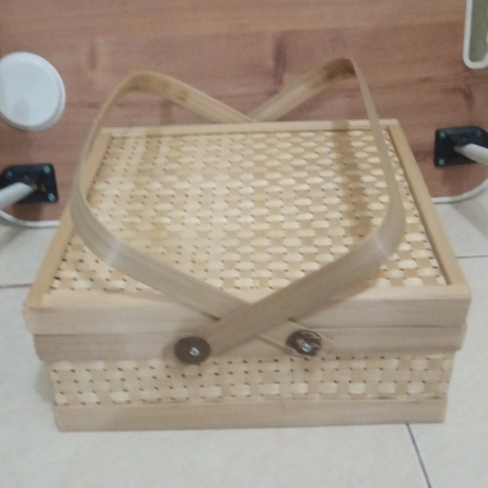 

Ready sokase keranjang hampers bambu 30cm ekslusif & lux