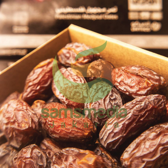 

Kurma - Kurma Medjol Premium Palestine 500 Gram Size Jumbo Enak Dan Mantap
