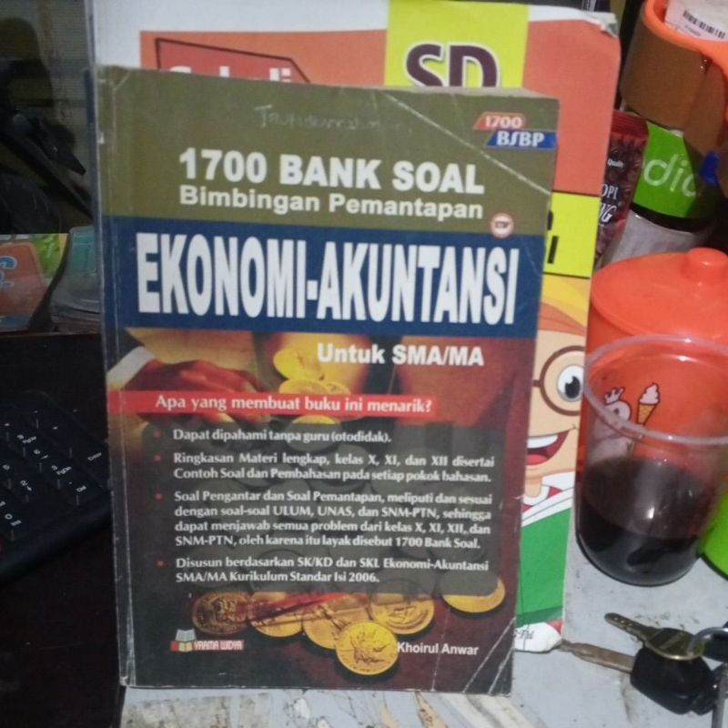 BUKU 1700 BANK SOAL EKONOMI-AKUTANSI UNTUK SMA/MA