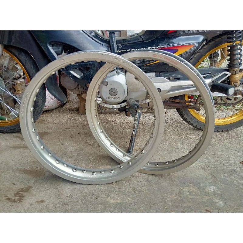 velg TK Japan lawasan ring 17 UK 185-215 second
