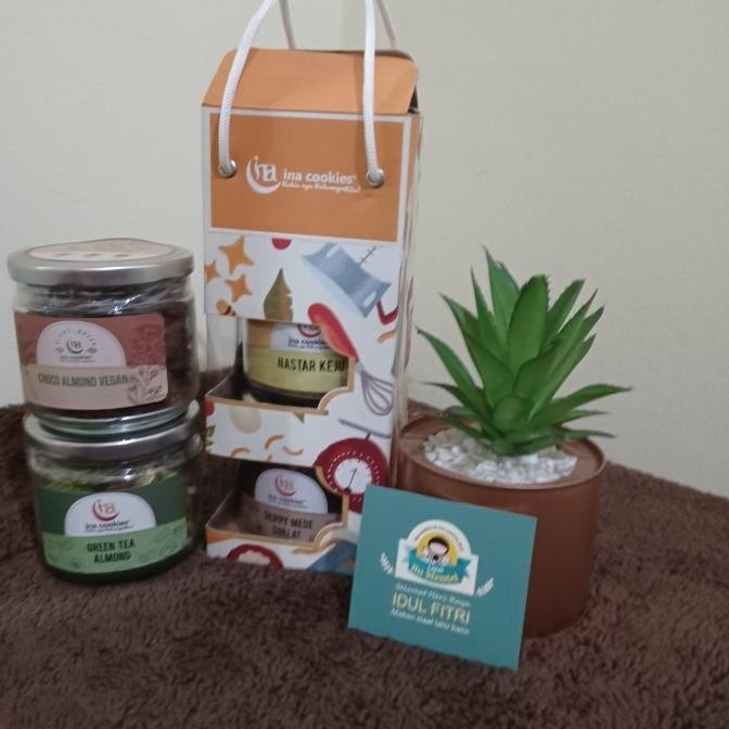 

New Sale Hampers Lebaran Ina Cookies Jar 2 Berkualitas