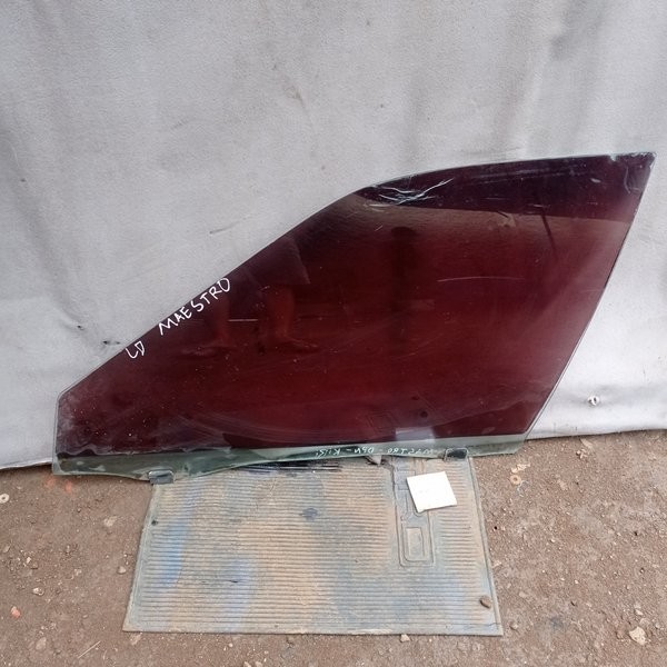 Kaca Pintu Depan Kiri Mobil Honda Accord Maestro Copotan