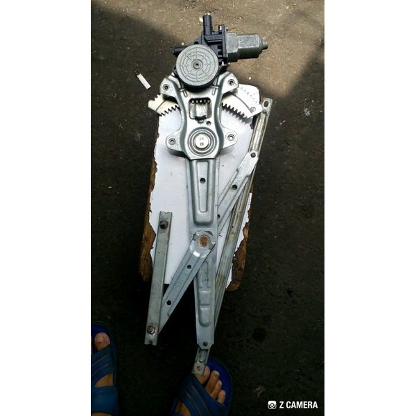 Motor Dinamo Power Window Dan Regulator Outlander