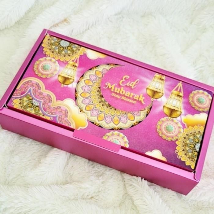 

Box Lebaran Isi 2 Toples 250Gr Dus Kue Brownies Hari Raya Idul Fitri 070