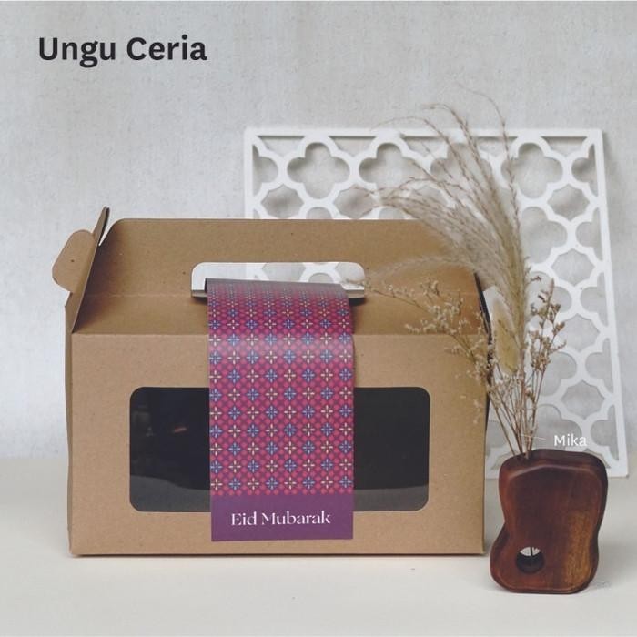 

Gable Box Lebaran Dus Toples 500Gr Isi 4 Kue Kering Hampers Idul Fitri 075