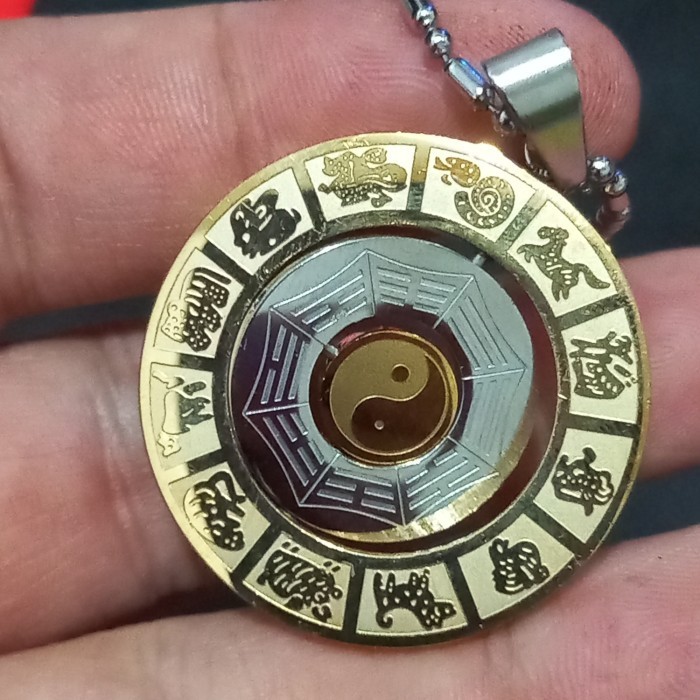 Kalung Liontin Rejeki Fengshui Pakua Ying Yang