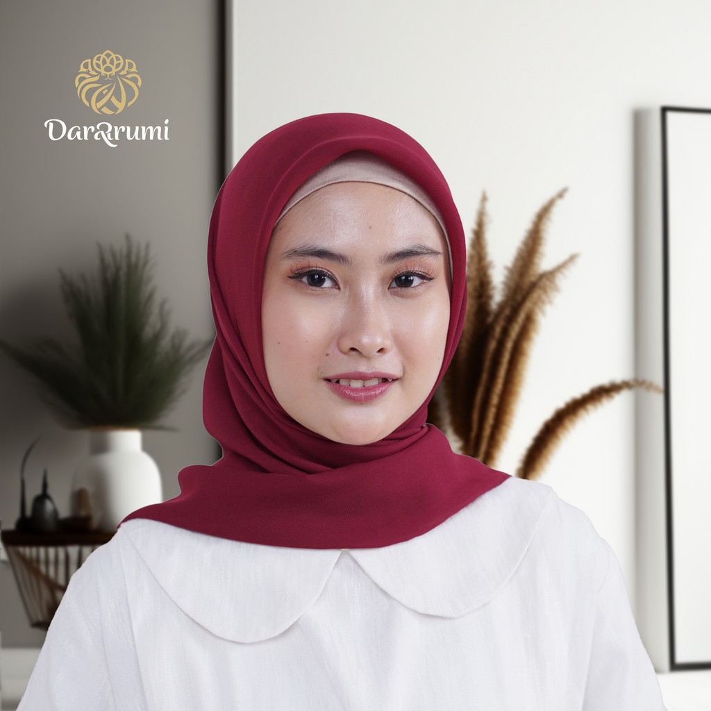 Hijab Bella Square Hijab Segi Empat Premium Fashion Hijab - Merah Marun