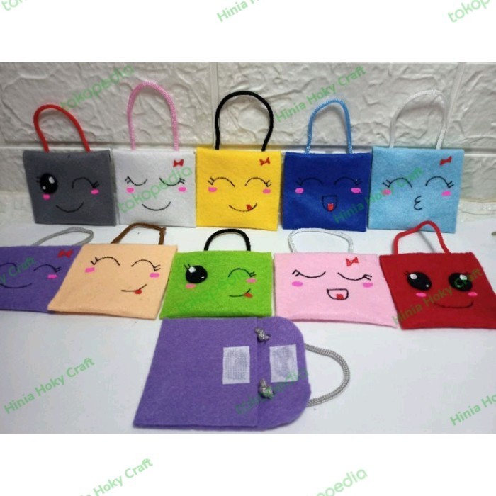 

Amplop Lebaran Kain Flanel 10 Pcs