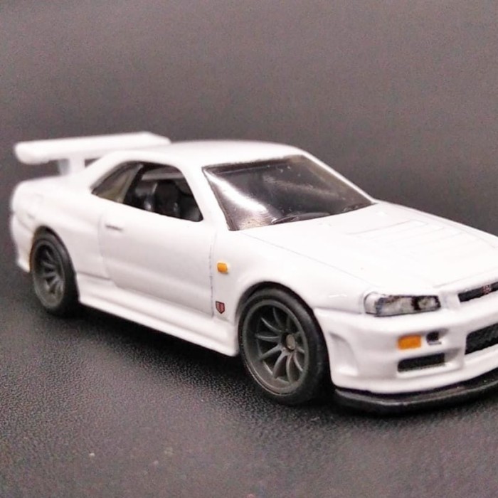 Terbaru Hot Wheels Loose Nissan Skyline Diorama GT-R BNR34 R34 Putih Premium