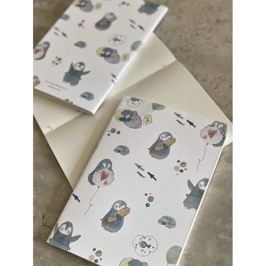 

Buruan A5 Penguin Illustration Notebook Diskon
