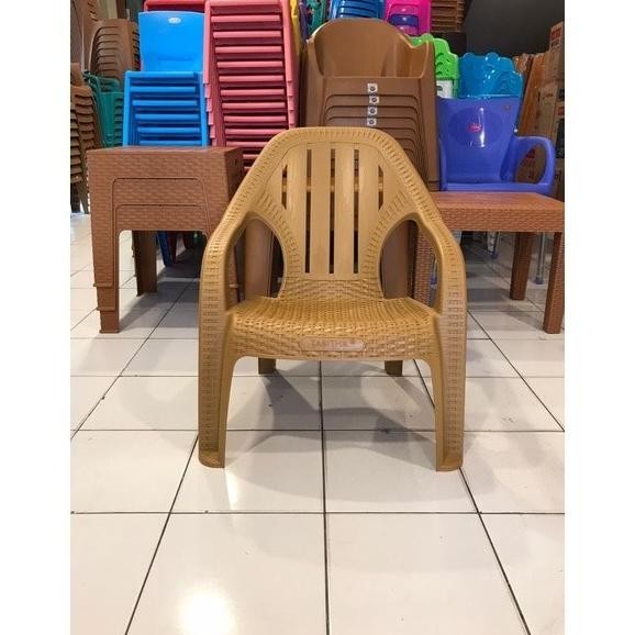 Bangku Sender/Kursi Sender Santai Plastik Kst 03 Tabitha Sriagungjaya