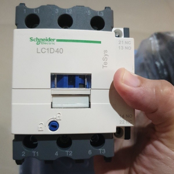 Contactor Schneider Lc1D40 M7 / Kontaktor Schneider Lc1D40M7 Tele