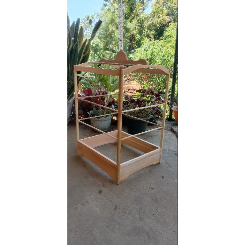 Sangkar ambrukan model bro