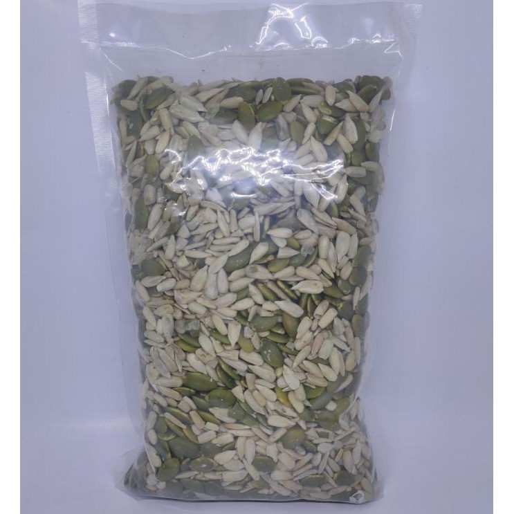 

1000gr Mix Biji Labu/Pumpkin Seeds & Biji Bunga Matahari Kupas SS