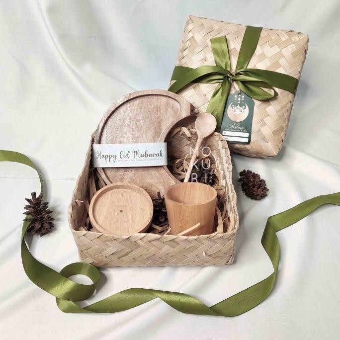

Eksklusif Dan Terbatas!!! Hampers Lebaran / Eid Hampers / Hadiah Myrrahlook