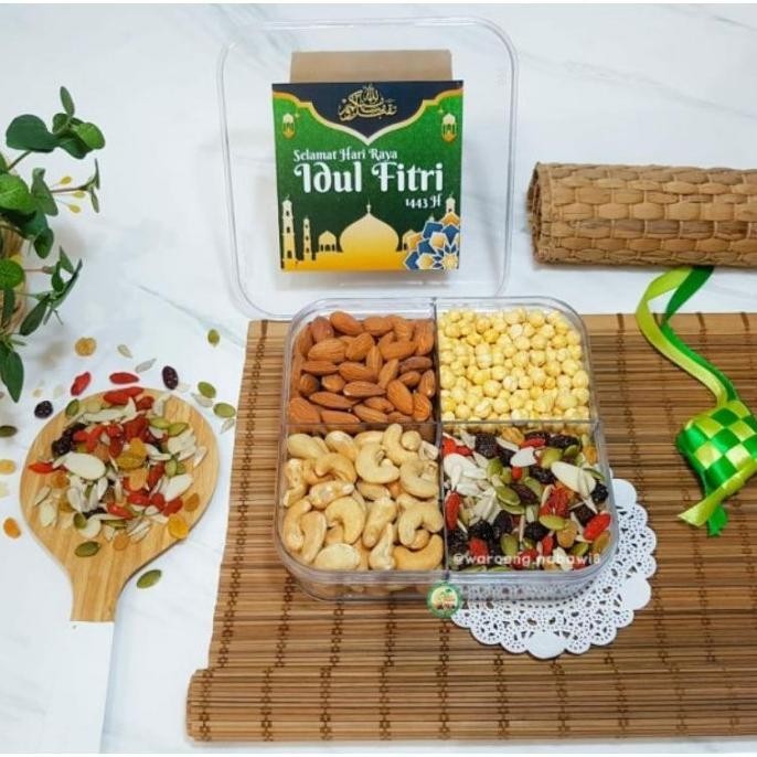 

Hampers Idul Fitri / Parcel Lebaran / Paket Sekat 4 A ( Almond, Kacang Codanarama