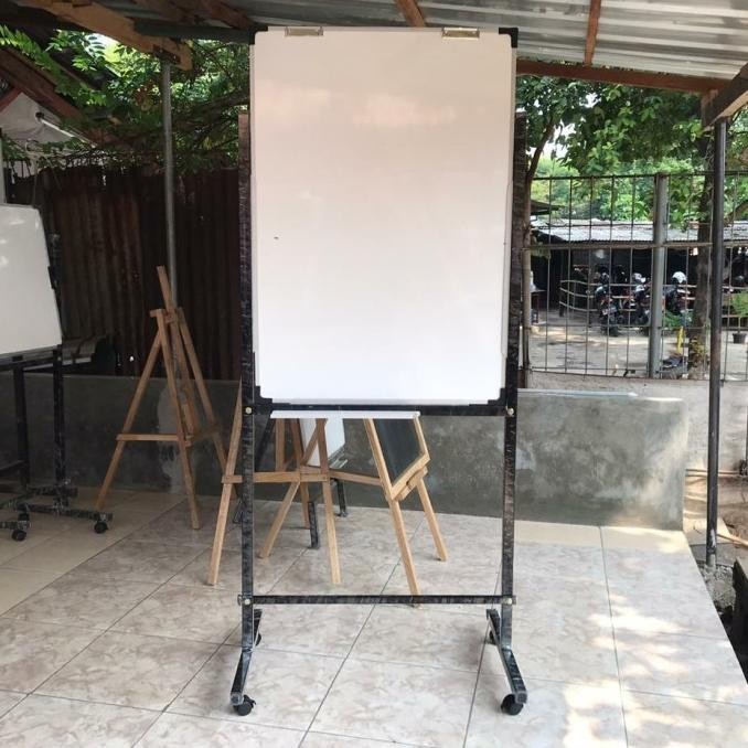

Whiteboard Standing Non Magnetik 70X100Cm