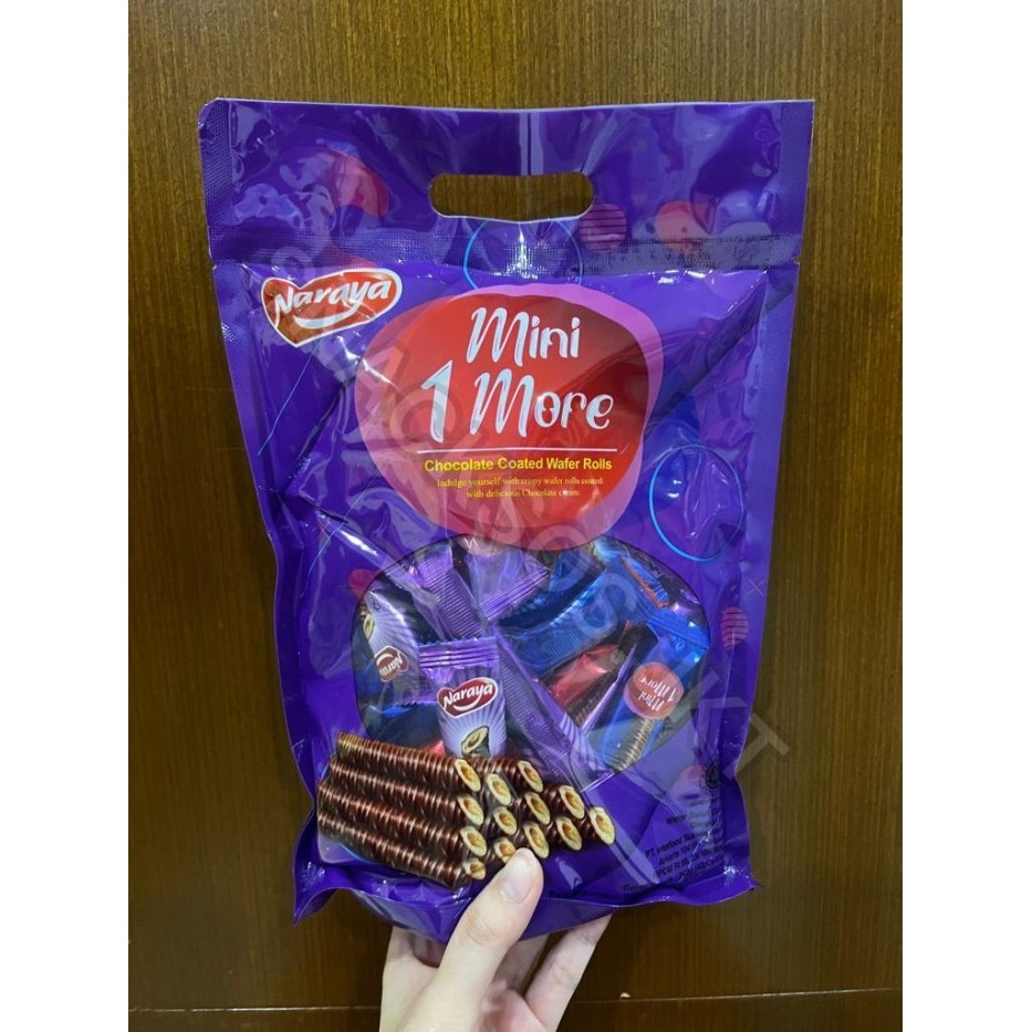

Naraya Mini 1 More Chocolate Coated Wafer Rolls / Naraya Stick Roll