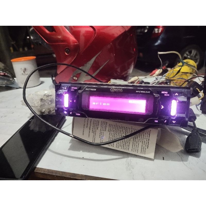 single din clarion DX2776USB