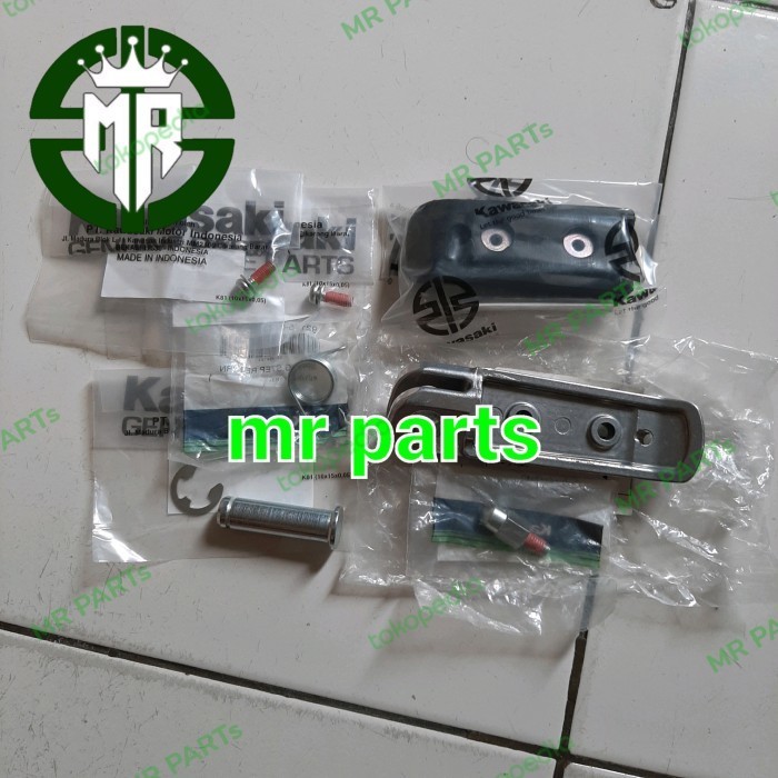 Injakan Pijakan Footstep Step Depan Set Er6 Er6N Er6F Original