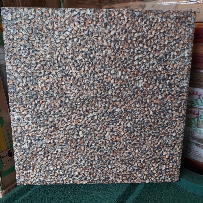 KERAMIK LANTAI 40X40 KASAR MOTIF BATU ALAM BATU CORAL TIMBUL