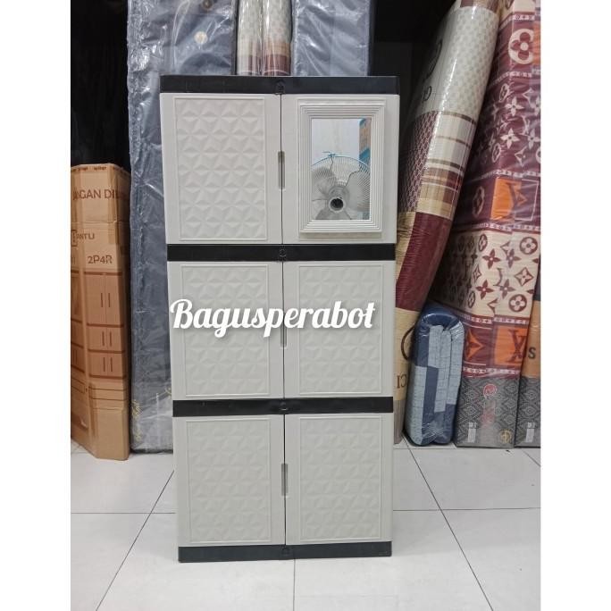 lemari plastik 3 susun kaca