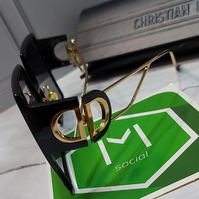 Dior 30Montaigne Black Gold Sunglasses