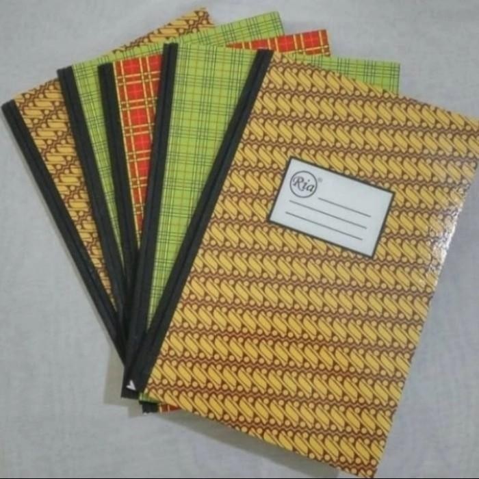 

Buku Folio Ria 300 Lembar/Buku Hard Cover Ria 300 Lembar