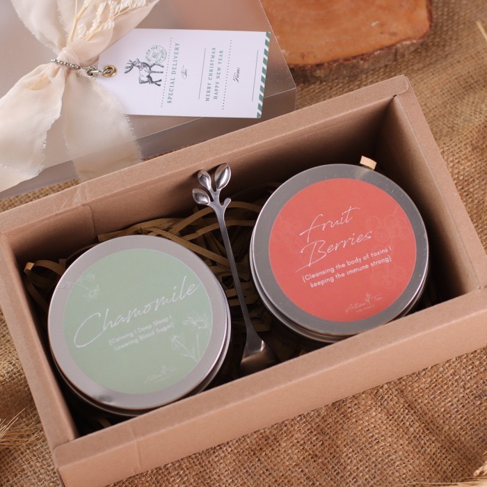 

Tea Hampers Souvenir Artisan Tea - Tale Hampers