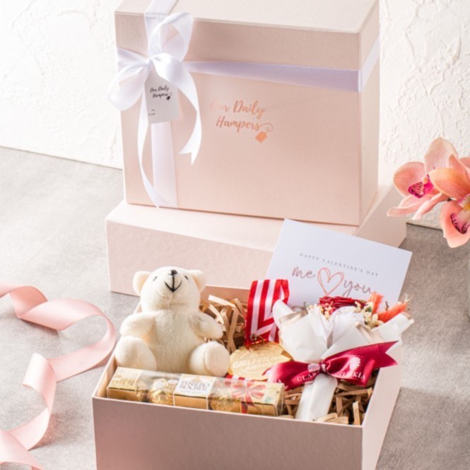 

Valentine Hampers Gift / Kado Valentine