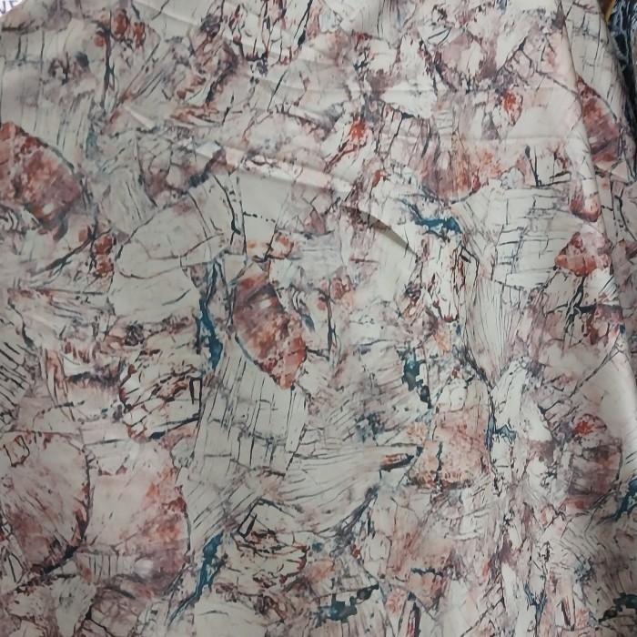 Halus  Kain Sutra/Bahan Sutera Motif Abstrak Terbaru