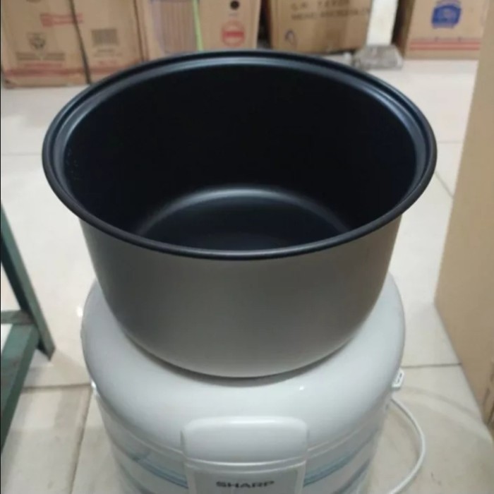 panci rice cooker Sharp 1,8 /bahan anti lengket