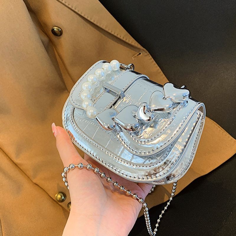 Tas Kecil Perak Mini Selempang Rantai Mutiara Tekstur Niche Kelas Atas Musim Panas untuk Wanita Tas 