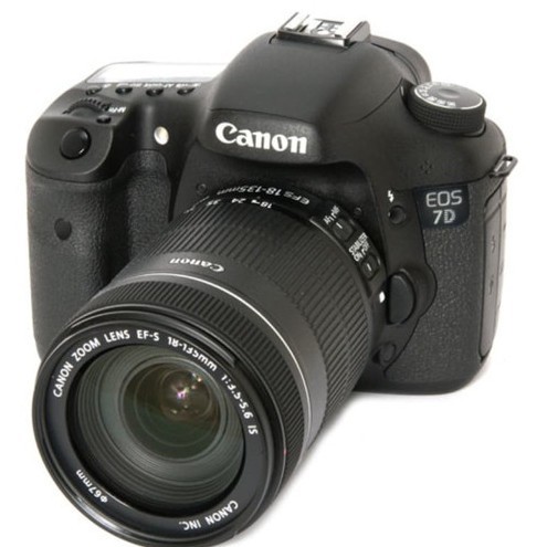 Kamera Canon Eos 7D Kit 18-135 Is 7D Kit 18-135 Is