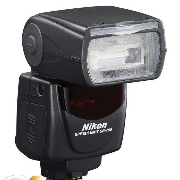 Flash Nikon Sb-700