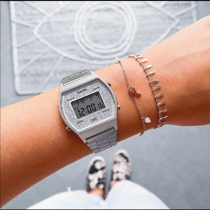 Casio B640Wdg-7Df Jam Tangan Wanita Digital Vintage Silver B640W